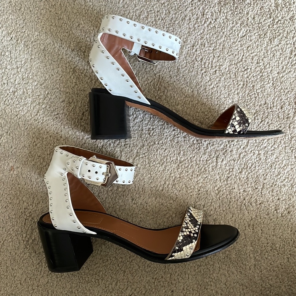 Givenchy "Elegant 60" studded sandals, size 36 IT/ 6.5 US - Picture 4 of 12